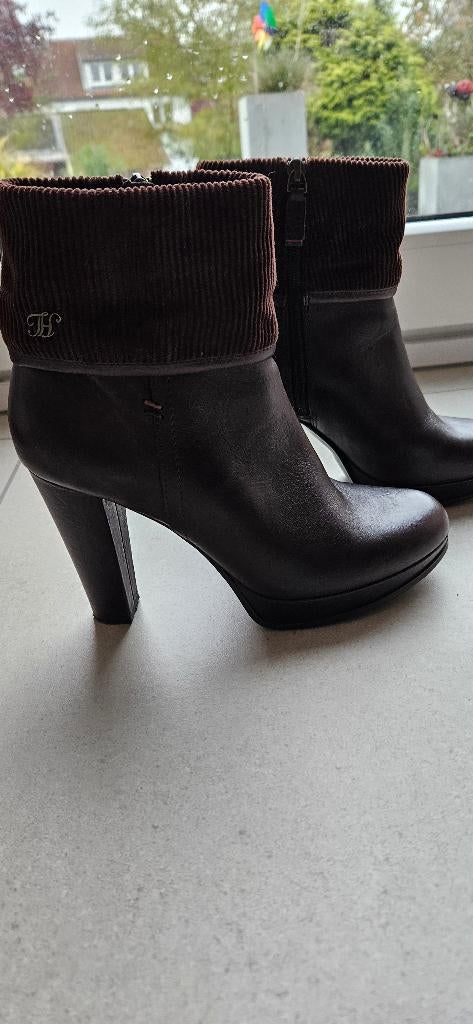 Bottines, Ophalen, Bruin, Lage of Enkellaarzen, Gedragen