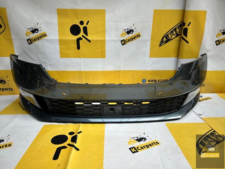 voorbumper Skoda Fabia Facelift bumper KLS PDC 6V0807221F, Auto-onderdelen, Carrosserie, Bumper, Skoda, Voor, Gebruikt