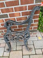 2 pieds de Banc de jardin ancien, Ophalen, Zo goed als nieuw