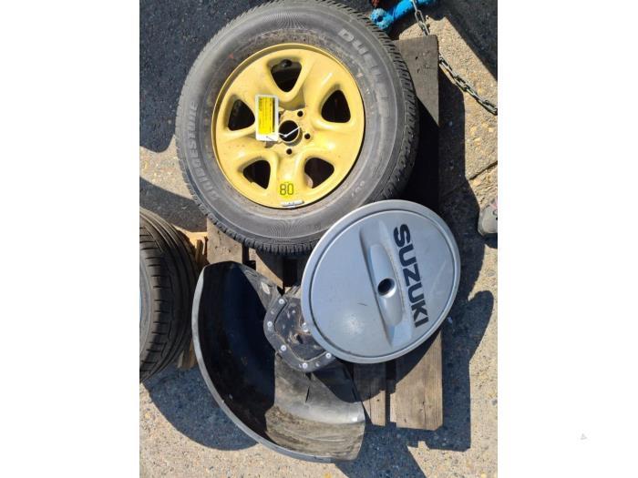 Reservewiel van een Suzuki Grand Vitara, Auto-onderdelen, Banden en Velgen, Velg(en), Personenwagen, Gebruikt, 3 maanden garantie
