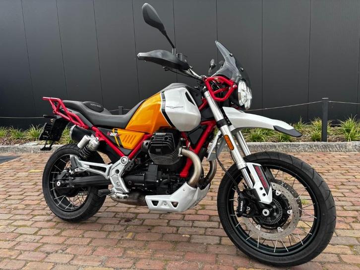 Moto guzzi V85tt, Motoren, Motoren | Moto Guzzi, Bedrijf, Toermotor, meer dan 35 kW, 2 cilinders, Motorrijbewijs A, ABS, Cardan-aandrijving