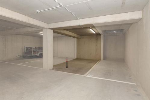 Garage te koop in Hoeselt, Immo, Garages en Parkeerplaatsen