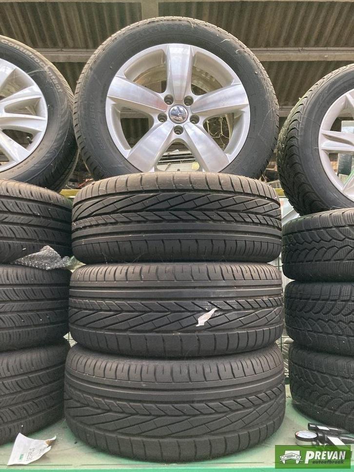 Volkswagen Tiguan 5N zomerbanden met velgen 235/55/17 Goodye, Autos : Pièces & Accessoires, Pneus & Jantes, Pneus et Jantes, Pneus été