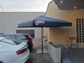 grote horeca parasol Hapkin met voet incl ( 2 stuks ) beschikbaar voor biedingen