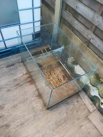 Aquarium 80x50x50 beschikbaar voor biedingen