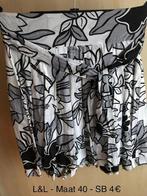 Witte rok met grijze bloemen L&L - maat 40, Kleding | Dames, Rokken, Lola & Liza, Ophalen of Verzenden, Zo goed als nieuw, Maat 38/40 (M)