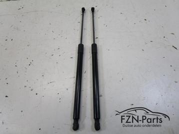 VW Golf 7 Gasveerpoot Achterklep Set L+R 5G6827550C beschikbaar voor biedingen