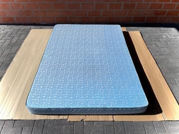 Matras 140x200cm / als nieuw  beschikbaar voor biedingen