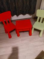 Table enfant avec chaises, Enlèvement, Chaise(s)