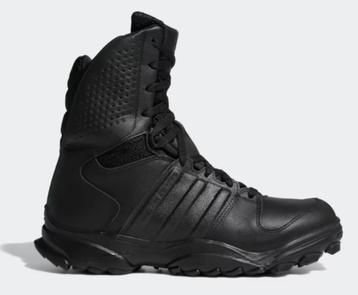 Adidas GSG 9.2 maat 42 2/3 nieuw in de doos beschikbaar voor biedingen