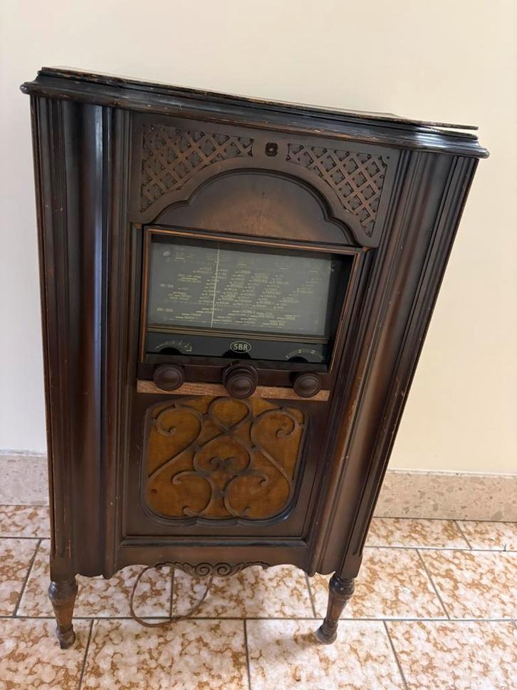 Radio SBR vintage – Survivante de la Guerre, Antiek en Kunst, Antiek | Tv's en Audio, Ophalen of Verzenden