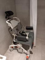 Douche -toiletstoel met accessoires, Ophalen, Zo goed als nieuw