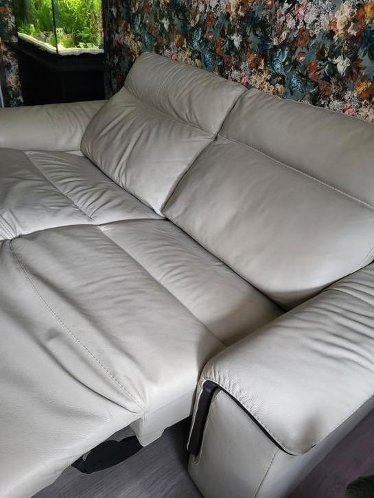 Lederen sofa elektrische ligstand, Huis en Inrichting, Zetels | Zetels en Chaises Longues, Zo goed als nieuw, Ophalen