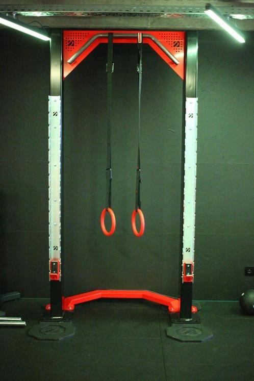 Toestellen volwaardige PT studio te koop, Sport en Fitness, Fitnessmaterialen, Zo goed als nieuw, Overige typen, Armen, Benen