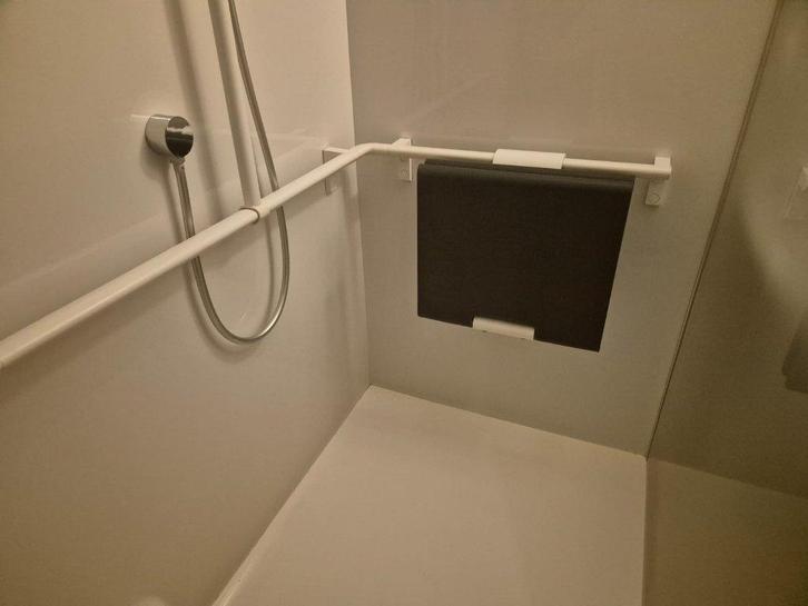 Douchezitje / douchebank, Divers, Divers Autre, Comme neuf, Enlèvement