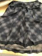 Zwart rokje A-lijn maat 42, Kleding | Dames, Rokken, Zwart, Maat 42/44 (L), Ophalen of Verzenden, Zo goed als nieuw