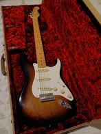 Fender American Vintage II 57 stratocaster 2-tone sunburst, Musique & Instruments, Enlèvement, Comme neuf, Solid body, Fender