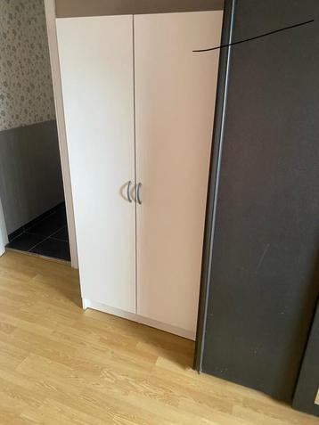 Allerlei meubels te koop! beschikbaar voor biedingen