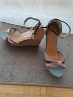 Nieuwe p36 sandalen met sleehak, Kleding | Dames, Schoenen, Zo goed als nieuw, Ophalen