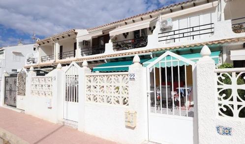 Bovenste verdieping, Geweldige bungalow met privétuin., Immo, Buitenland, Spanje, Appartement, Stad