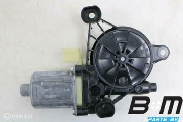 Raammotor rechtsvoor VW Golf 7 5Q0959802C beschikbaar voor biedingen