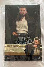 Star Wars hot toys MMS525 Qui Gon Jinn nieuwstaat!, Collections, Star Wars, Autres types, Enlèvement ou Envoi, Neuf