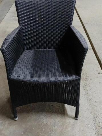 Tuinzetel met box. beschikbaar voor biedingen