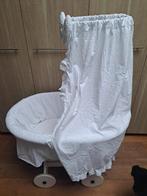 Babywieg op wielen., Kinderen en Baby's, Babywiegjes en Ledikanten, Ophalen, Gebruikt, Wieg