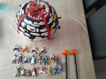 Planète Dragon Ball Z Arènes DBZ 1989 AB TOYS + figurines  beschikbaar voor biedingen
