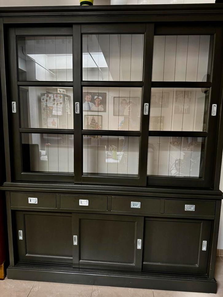 Buffetkast in twee delen (onder- en bovenkast)., Huis en Inrichting, Kasten | Buffetkasten, Zo goed als nieuw, Ophalen