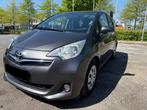 Toyota verso s 1.3 benzine, Auto's, Toyota, Voorwielaandrijving, Euro 5, Stof, Zwart