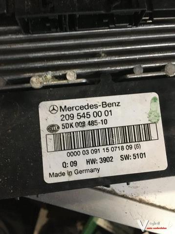 Mercedes w203 2003 Zekeringkast 209 545 0001 beschikbaar voor biedingen