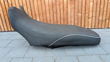 BMW F800GS verhoogd zadel beschikbaar voor biedingen