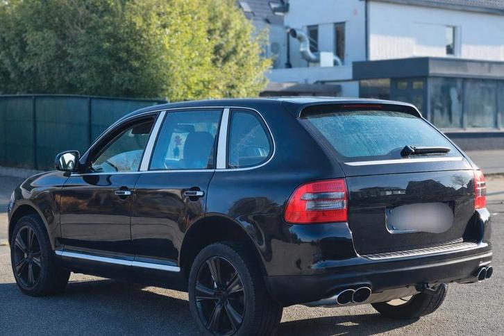 Porsche Cayenne S full optie
2004 4.5L V8 250kw benzine
Lpg, Autos, Porsche, Particulier, Cayenne, Attache-remorque, Essence, Automatique