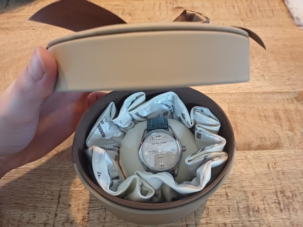 Frederique constant dameshorloge, Enlèvement, Neuf