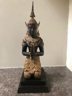 Thaïs boeddha beeld met verzegeling aan de hand, Ophalen
