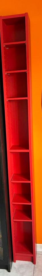 Étagère IKEA rouge, Maison & Meubles, Armoires | Bibliothèques, Comme neuf