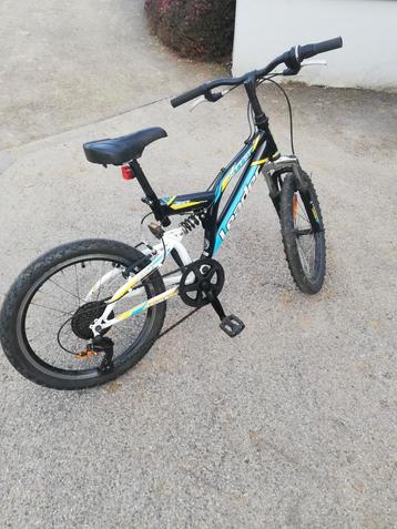 Vélo garcon beschikbaar voor biedingen