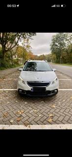 Peugeot 2008 1.2, Zwart, Wit, Parkeersensor, 5 deurs