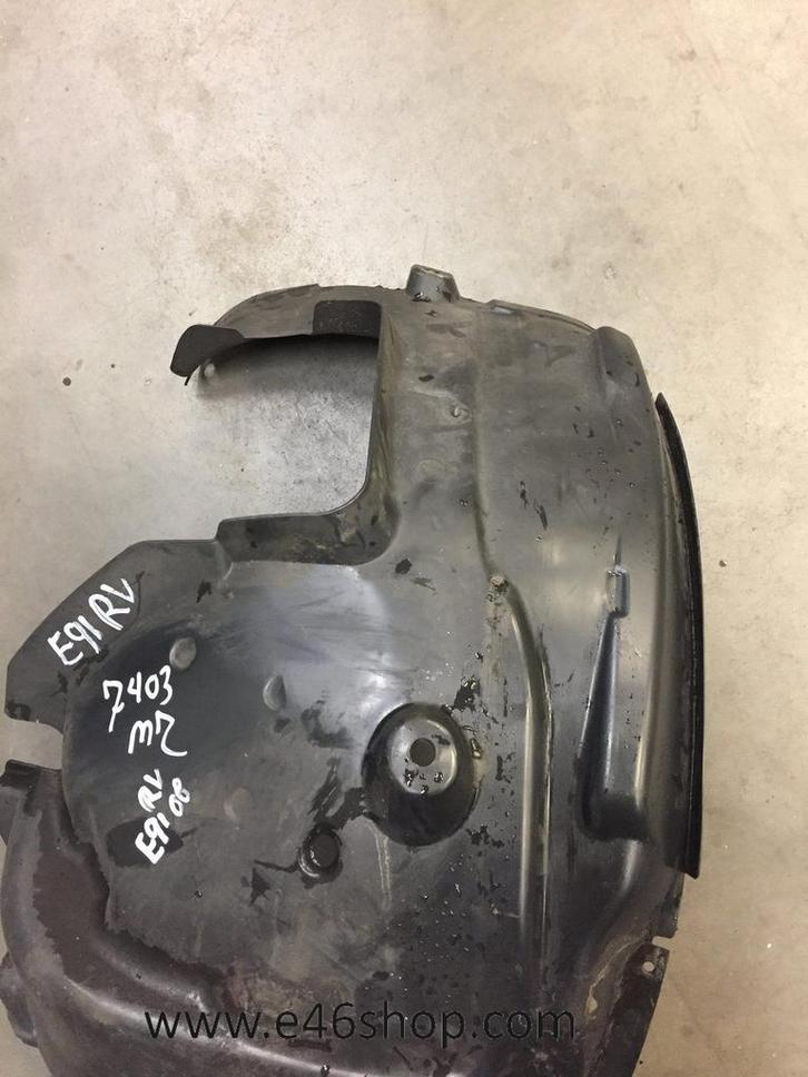 Binnenspatbord BMW E90 E91 rechtsvoor, Auto-onderdelen, Carrosserie, Bumper, BMW, Gebruikt, Ophalen of Verzenden