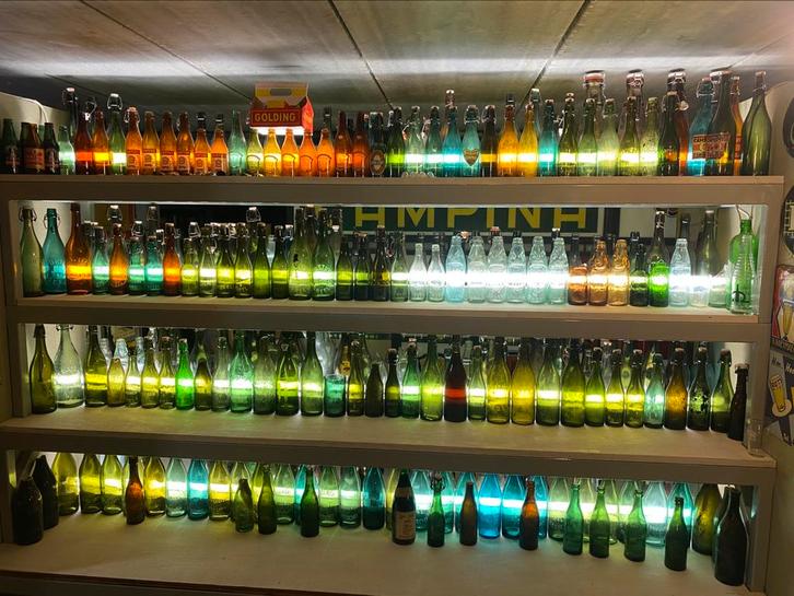 Oude bierflessen uit de kempen, Verzamelen, Biermerken, Gebruikt, Ophalen