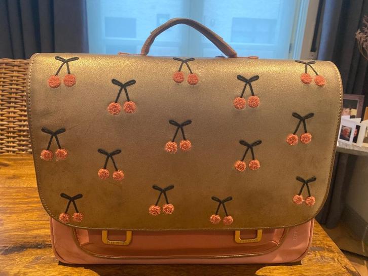 Roze boekentas Jeune Premier, Handtassen en Accessoires, Tassen | Schooltassen, Gebruikt, Aktetas of Boekentas, Roze, Ophalen