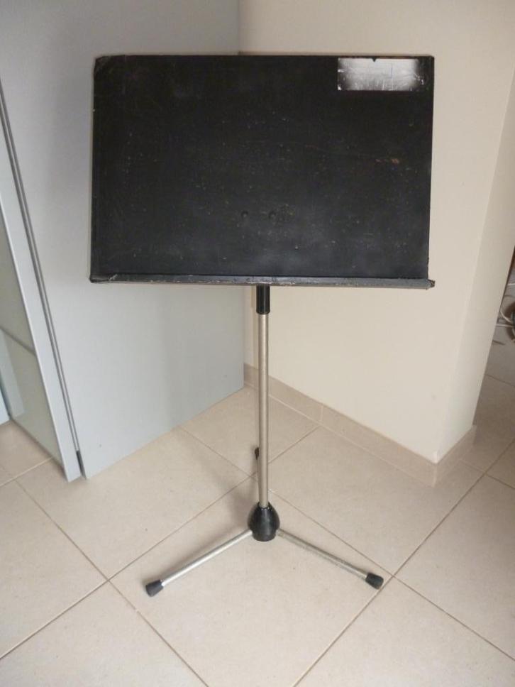 Support pour partitions livre présentoir vintage sixties, Antiquités & Art, Curiosités & Brocante, Enlèvement ou Envoi