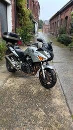 Honda CBF 600 Een slapende schoonheid om wakker te worden, 4 cilinders, Meer dan 35 kW, 600 cc, Sport