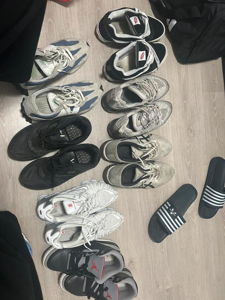 6 paire de chaussures a vendre le tous pour 180, Huis en Inrichting, Kasten | Schoenenkasten, Gebruikt, Ophalen