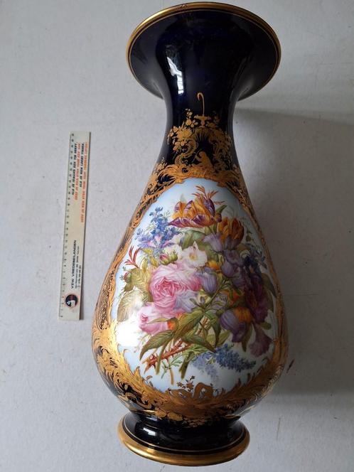 Handgeschilderde porseleinvaas met bloemenmotief 20e eeuw, Antiek en Kunst, Antiek | Vazen, Ophalen