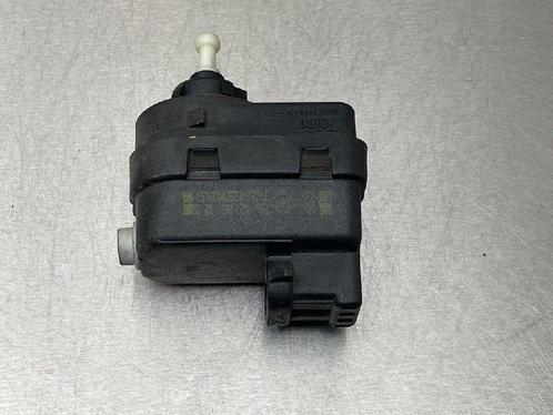 KOPLAMPMOTOR Nissan Kubistar (F10) (01-2003/10-2009), Auto-onderdelen, Overige Auto-onderdelen, Nissan, Gebruikt