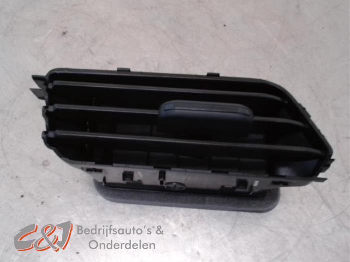 Luchtrooster Dashboard van een Volkswagen Caddy, Auto-onderdelen, Dashboard en Schakelaars, Volkswagen, Gebruikt, 3 maanden garantie