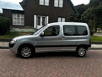 Peugeot Partner 1.4i benzine 082000km Airco 2 schuifdeuren beschikbaar voor biedingen
