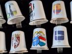 Vingerhoeden 100 stuks uit erfenis verkregen. Showdozen, Verzamelen, Ophalen of Verzenden